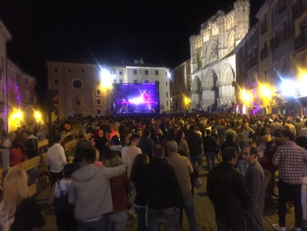 Miles de personas abarrotaron este sábado la Plaza Mayor Miles de personas abarrotaron este sábado la Plaza Mayor