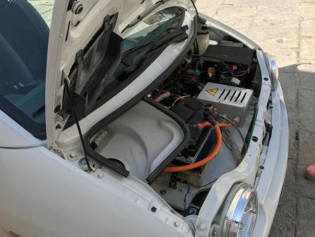 Cambio de un motor de combustión tradicional por uno eléctrico Cambio de un motor de combustión tradicional por uno eléctrico