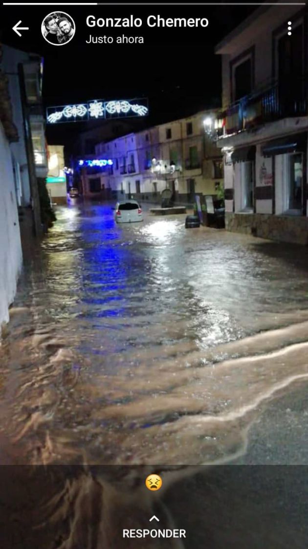 Alcocer ayer por la noche. Alcocer ayer por la noche.