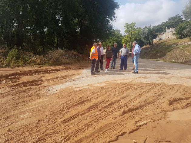 El presidente de la Dipuación, esta mañana en Escariche. El presidente de la Dipuación, esta mañana en Escariche.