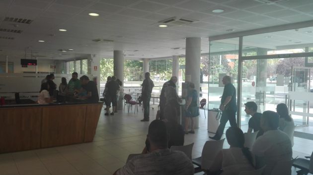 Colapso en las oficinas de registro municipales de Guadalajara: Colapso en las oficinas de registro municipales de Guadalajara Colapso en las oficinas de registro municipales de Guadalajara: Colapso en las oficinas de registro municipales de Guadalajara