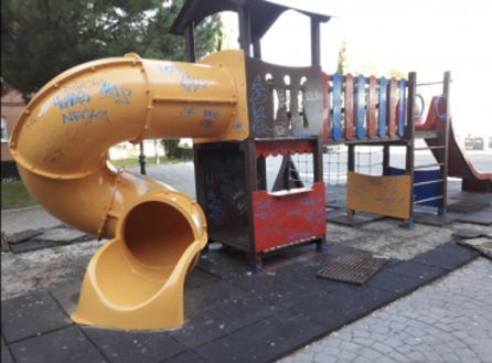 El Ayuntamiento de Guadalajara pide ayuda para acabar con el vandalismo: El Ayuntamiento de Guadalajara pide ayuda para acabar con el vandalismo El Ayuntamiento de Guadalajara pide ayuda para acabar con el vandalismo: El Ayuntamiento de Guadalajara pide ayuda para acabar con el vandalismo