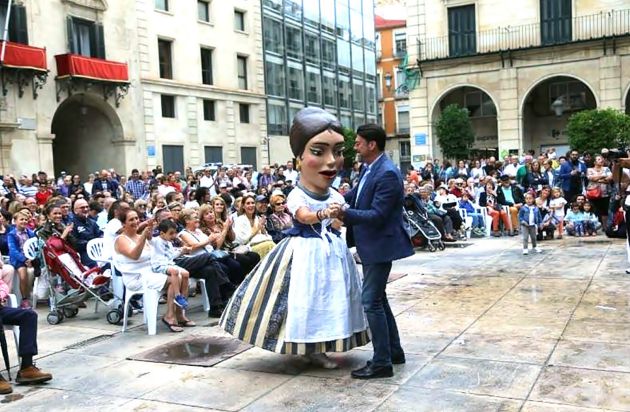 9 d'Octubre, un simple día festivo 9 d'Octubre, un simple día festivo