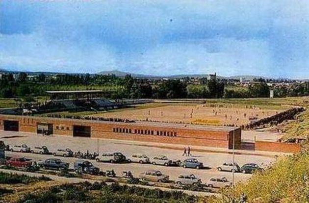 Historietas de Guadalajara con Eduardo Díaz: "El ascenso del Depor en la 'encerrona' de Huesca": El ascenso del Depor en la 'encerrona' de Huesca Historietas de Guadalajara con Eduardo Díaz: "El ascenso del Depor en la 'encerrona' de Huesca": El ascenso del Depor en la 'encerrona' de Huesca