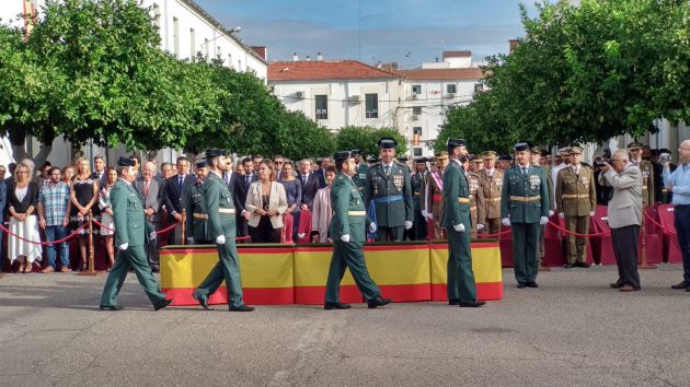 Entrega de condecoraciones en el acto central del día del Pilar en la Comandancia de la Guardia Civil de Córdoba Entrega de condecoraciones en el acto central del día del Pilar en la Comandancia de la Guardia Civil de Córdoba