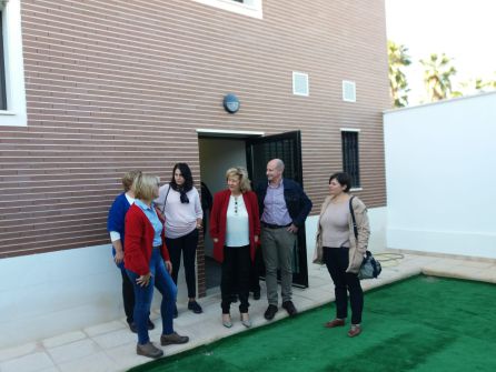Durante la visita también conocieron el patio del centro Durante la visita también conocieron el patio del centro