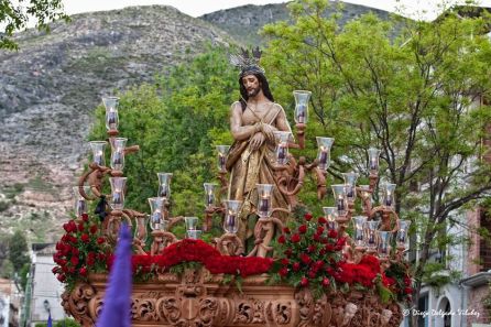 El Cristo de la Humildad en uno de sus desfiles procesionales El Cristo de la Humildad en uno de sus desfiles procesionales