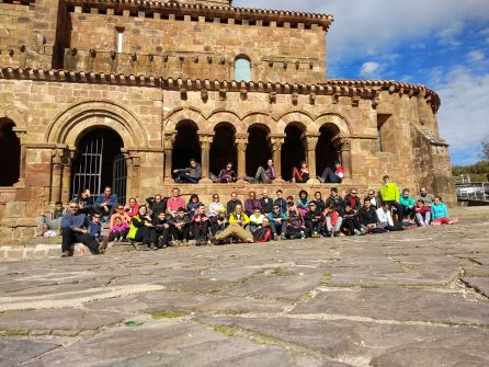 El grupo de integrantes del CC Arandino que formaron grupo para subir al Mencilla. El grupo de integrantes del CC Arandino que formaron grupo para subir al Mencilla.