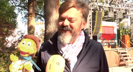 El popular personaje "Peneque el valiente", con Antonio Pino, que se desplazaron desde Málaga para no faltar a esta cita con la solidaridad El popular personaje "Peneque el valiente", con Antonio Pino, que se desplazaron desde Málaga para no faltar a esta cita con la solidaridad
