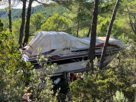 Suciedad: El Gen denuncia la acumulación de residuos en una zona protegida de Sant Carles Suciedad: El Gen denuncia la acumulación de residuos en una zona protegida de Sant Carles