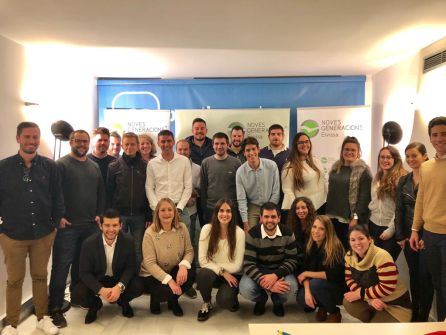 Foto de familia tras el acto de clausura de los congresos locales de NNGG Foto de familia tras el acto de clausura de los congresos locales de NNGG