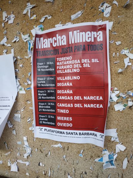 Cartel anunciador de la marcha en Toreno Cartel anunciador de la marcha en Toreno