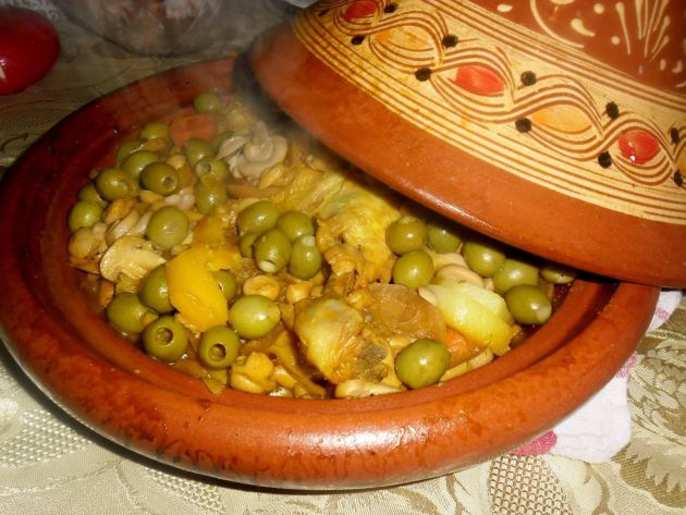 Tajín de pollo, aceitunas y zanahorias Tajín de pollo, aceitunas y zanahorias