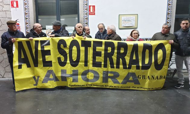Madrid trenes Talgo AVE Fomento: El vídeo y los sonidos de la reconexión ferroviaria de Granada Madrid trenes Talgo AVE Fomento: El vídeo y los sonidos de la reconexión ferroviaria de Granada