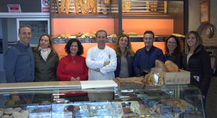 El Horno de Jose Antonio García amplia sus despacho ofreciondo pan artesano, saludable en mas de 80 variedades El Horno de Jose Antonio García amplia sus despacho ofreciondo pan artesano, saludable en mas de 80 variedades