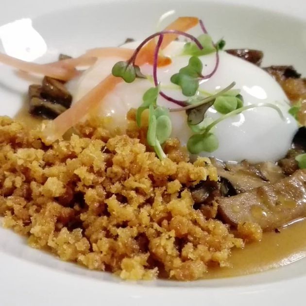 Ragout de setas con foie grass y huevo termal Ragout de setas con foie grass y huevo termal