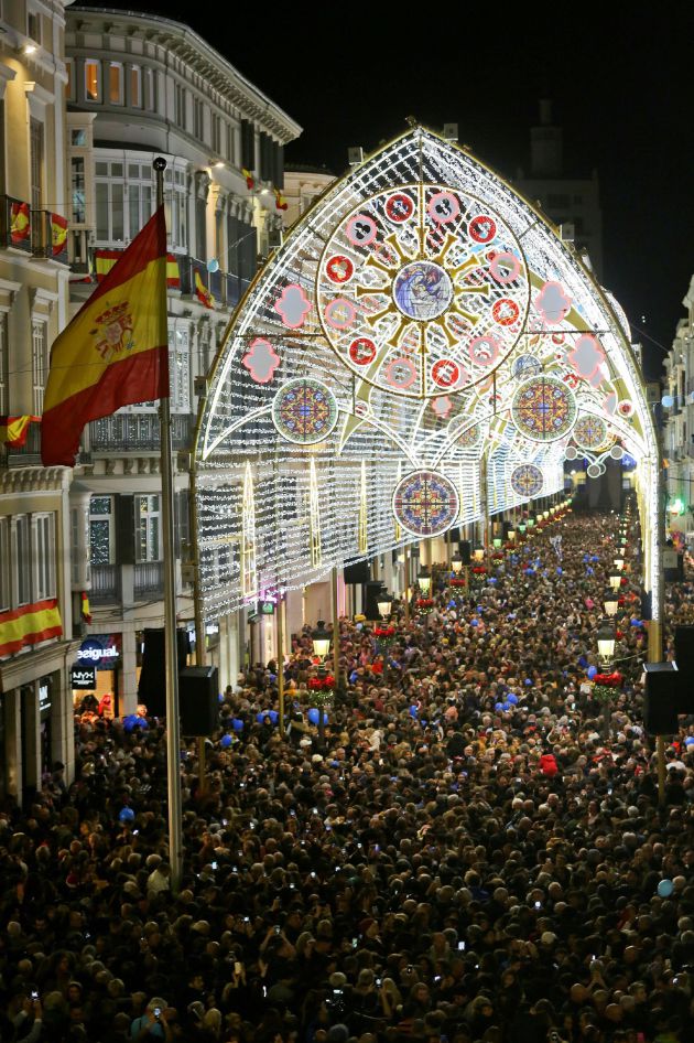 El espectculo de luces en la calle Larios de la ciudad: Mlaga ...