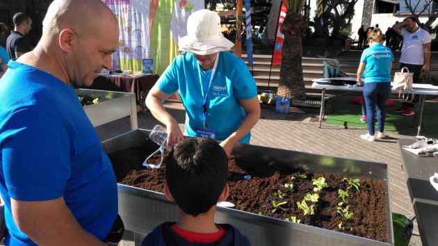 El Cabildo moviliza más de 6.000 escolares en la bienal Tenerife Educa El Cabildo moviliza más de 6.000 escolares en la bienal Tenerife Educa