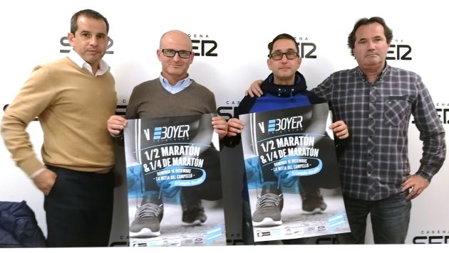 Juan Carlos Requena y Juan López (ambos en el centro) vicepresidente y presidente, respectivamente, del Club Running El Campello Juan Carlos Requena y Juan López (ambos en el centro) vicepresidente y presidente, respectivamente, del Club Running El Campello