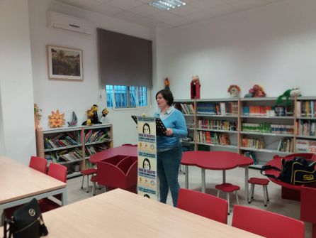 Mometno de la presentación de la concejala, María Teresa García Mometno de la presentación de la concejala, María Teresa García