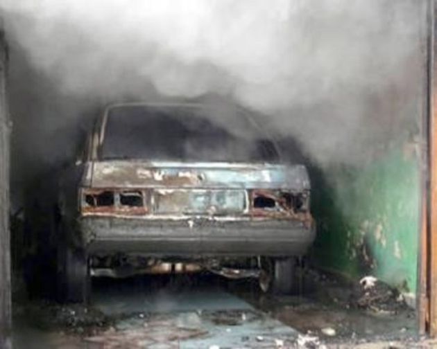 Coche quemado Coche quemado
