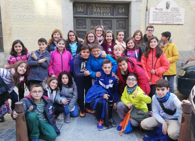 Alumnos de 6º de Primaria del Colegio Elena Fortún Alumnos de 6º de Primaria del Colegio Elena Fortún
