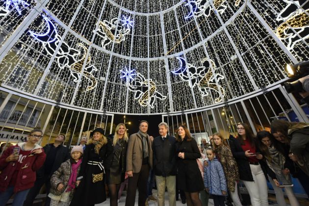 Turismo en la provinia de Málaga: Torremolinos inaugura la Navidad en la peatonalizada plaza Costa del Sol Turismo en la provinia de Málaga: Torremolinos inaugura la Navidad en la peatonalizada plaza Costa del Sol