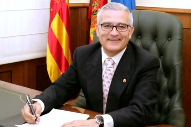 El 'enternecedor' arranque del alcalde de Crevillent El 'enternecedor' arranque del alcalde de Crevillent