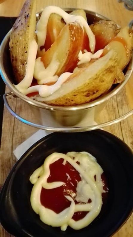 Patatas bravas Patatas bravas