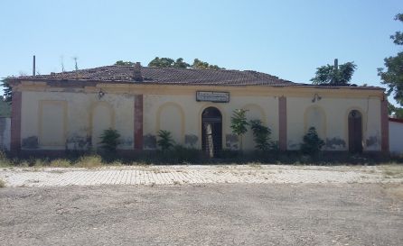 Adif explica sus motivos para derribar la antigua estación de ferrocarril de Marmolejo Adif explica sus motivos para derribar la antigua estación de ferrocarril de Marmolejo
