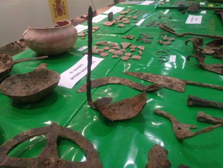 El SEPRONA recupera 257 piezas arqueológicas expoliadas en Ávila hace 30 años El SEPRONA recupera 257 piezas arqueológicas expoliadas en Ávila hace 30 años