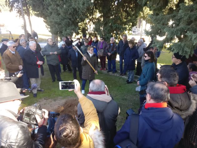 Exhumación de la fosa común de víctimas del Franquismo en córdoba: Comienzan las exhumaciones de víctimas del Franquismo, 80 años después Exhumación de la fosa común de víctimas del Franquismo en córdoba: Comienzan las exhumaciones de víctimas del Franquismo, 80 años después