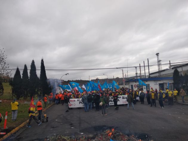 Inicio de la marcha de los trabajadores de Alcoa en Avilés Inicio de la marcha de los trabajadores de Alcoa en Avilés