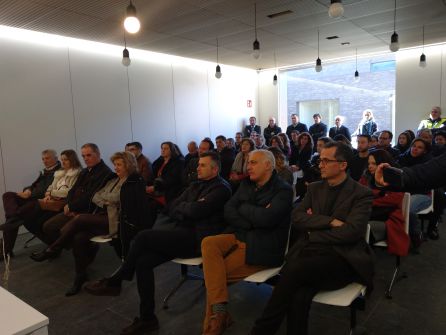 Presentación a alcaldes y demas agentes implicados sobre la puesta en marcha del HARE Presentación a alcaldes y demas agentes implicados sobre la puesta en marcha del HARE