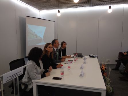 Alcalde de Cazorla, Antonio José Rodríguez y consejera de salud en funciones, Marina Álvarez durante la pressentación del cronograma Alcalde de Cazorla, Antonio José Rodríguez y consejera de salud en funciones, Marina Álvarez durante la pressentación del cronograma