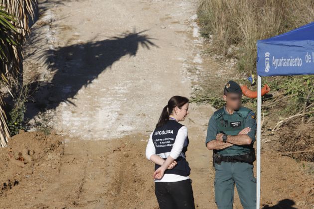 Llegada de la maquinaria para ayudar en las labores de rescate del niño atrapado. Llegada de la maquinaria para ayudar en las labores de rescate del niño atrapado.