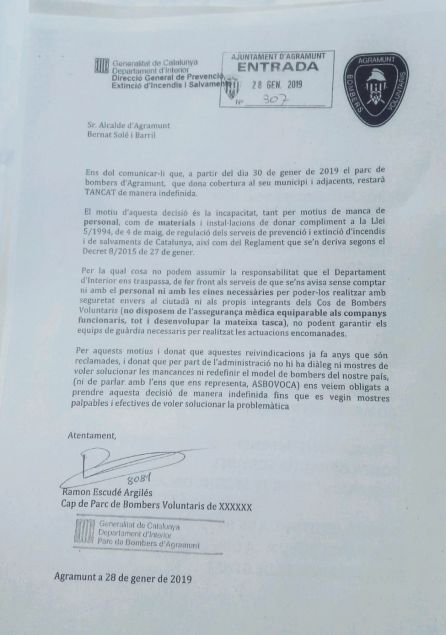 Parcs de Bombers Voluntaris de Lleida comuniquen que tanquen: Parcs de Bombers Voluntaris de Lleida comuniquen que tanquen Parcs de Bombers Voluntaris de Lleida comuniquen que tanquen: Parcs de Bombers Voluntaris de Lleida comuniquen que tanquen