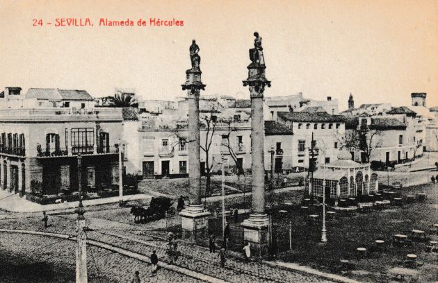 600 postales antiguas de Sevilla se exponen en el Ayuntamiento: 600 postales antiguas de Sevilla se exponen en el Ayuntamiento 600 postales antiguas de Sevilla se exponen en el Ayuntamiento: 600 postales antiguas de Sevilla se exponen en el Ayuntamiento