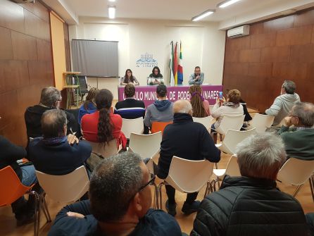 Debate público organizado por el partido en la Casa de la Cultura Debate público organizado por el partido en la Casa de la Cultura
