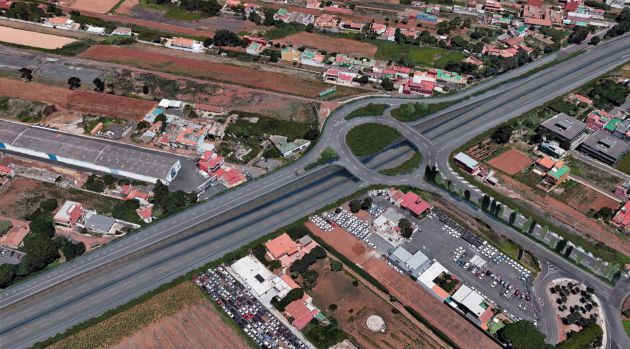 Colas autopista del norte: El tercer carril de la TF-5 se licitará en verano Colas autopista del norte: El tercer carril de la TF-5 se licitará en verano