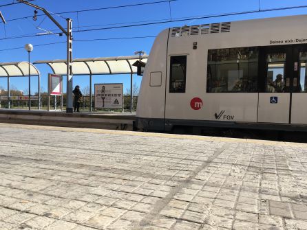 Apeadero de MetroValencia en San Isidro Apeadero de MetroValencia en San Isidro