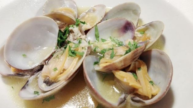 Almejas salteadas al vinagre de Jerez Almejas salteadas al vinagre de Jerez