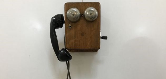 Primer teléfono público que se instaló en Ribagorda, en Sotorribas (Cuenca). Primer teléfono público que se instaló en Ribagorda, en Sotorribas (Cuenca).