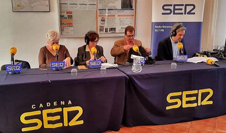 En la primera parte del programa nos acompañaron el rector Llorenç Huguet y las vicerectoras Juana María Seguí y Rosabel Rodríguez En la primera parte del programa nos acompañaron el rector Llorenç Huguet y las vicerectoras Juana María Seguí y Rosabel Rodríguez