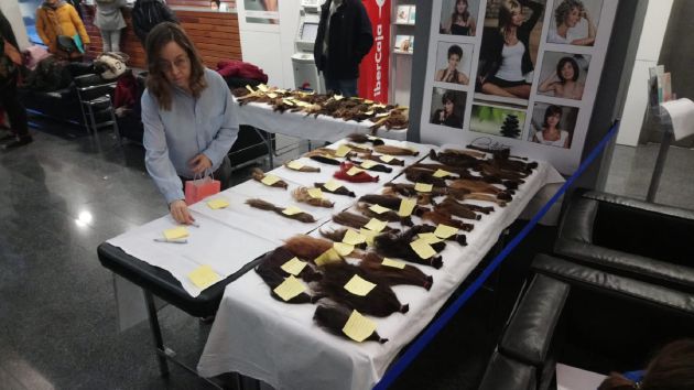 Cabello recogido para la fabricación de pelucas Cabello recogido para la fabricación de pelucas