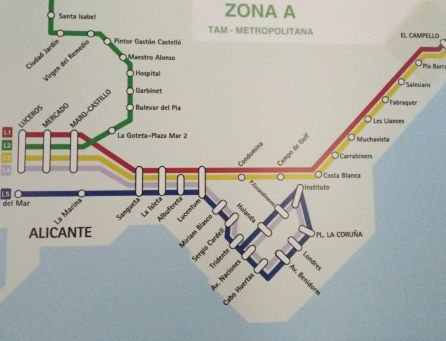 El TRAM volverá a pasar por el Postiguet durante el verano El TRAM volverá a pasar por el Postiguet durante el verano