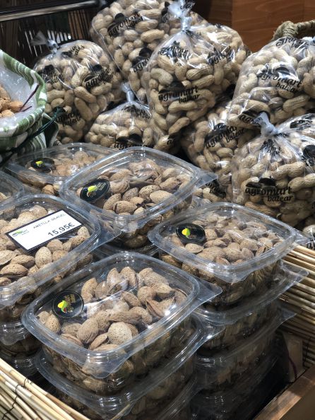 Agromart BALEAR inaugura nueva tienda, en el barrio de Blanquerna, será la segunda tienda en Palma Agromart BALEAR inaugura nueva tienda, en el barrio de Blanquerna, será la segunda tienda en Palma