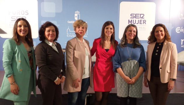"Con sentido de la justicia y sentido común sólo se puede ser feminista, sin peros" "Con sentido de la justicia y sentido común sólo se puede ser feminista, sin peros"