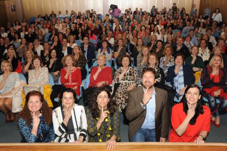 Asistentes al acto organizado por el colegio de Enfermería de Cantabria. Asistentes al acto organizado por el colegio de Enfermería de Cantabria.