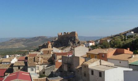 Panoramica del Castillo de Bedmar Panoramica del Castillo de Bedmar